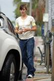 th_96862_CelebutopiaJenniferGarneratElyseWalkerstoreinPalisades04_122_39lo.jpg
