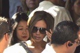 th_71946__VictoriaBeckham_WatchingHomesforSale_11_433lo.jpg
