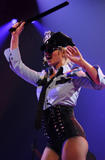 th_98742_85243-britney-spears-the-circus-starring-britney-s_122_946lo.jpg